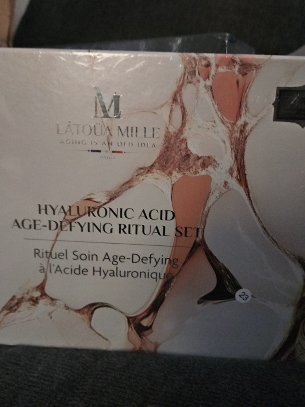 NEWLATOÜA MILLE Hyaluronic Acid Age-Defying Ritual Set